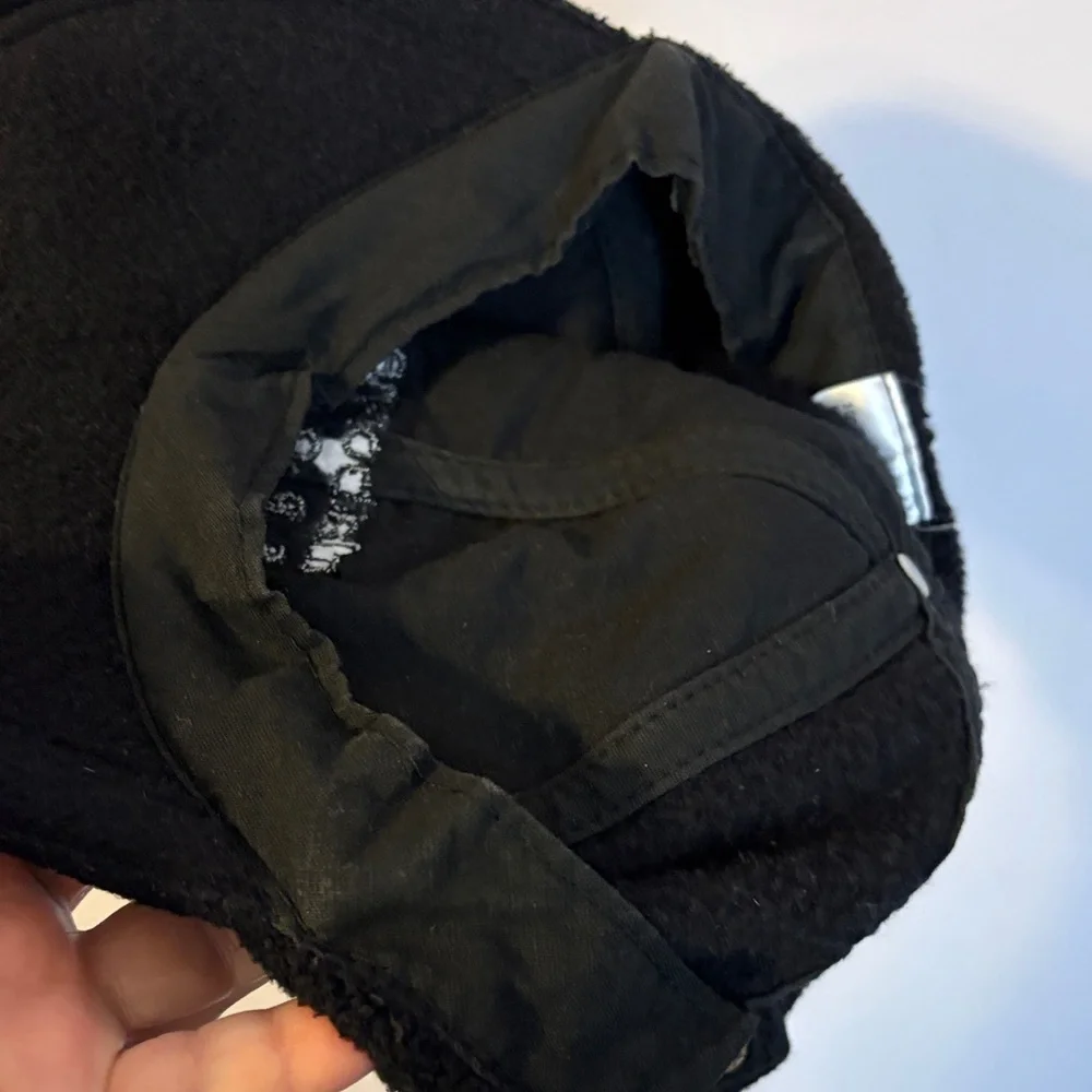 Liz Claiborne Sport Vintage Black on Black Embroidered Fuzzy Fleece Baseball Hat